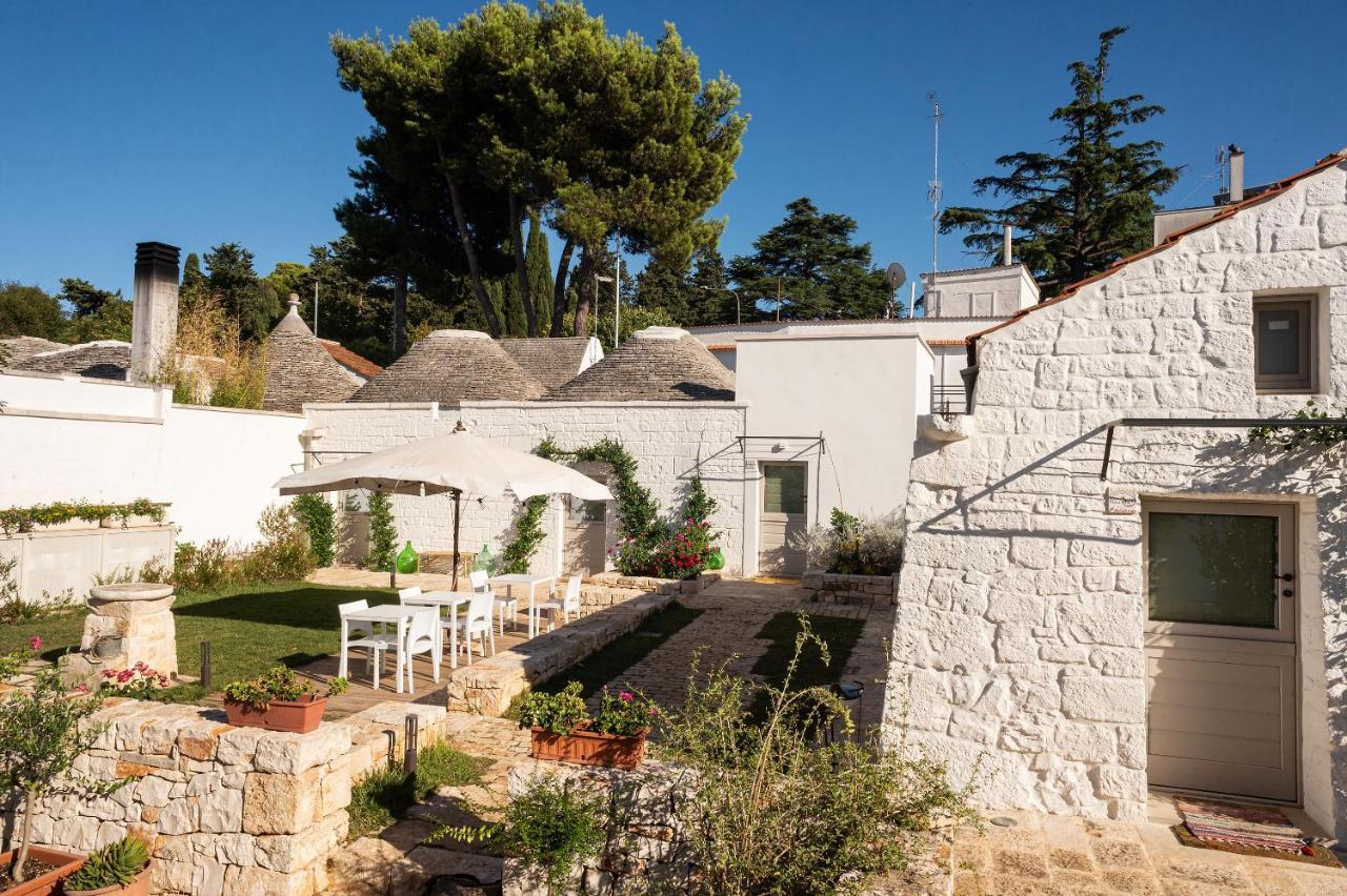 Trulli In Corte Альберобелло Екстер'єр фото