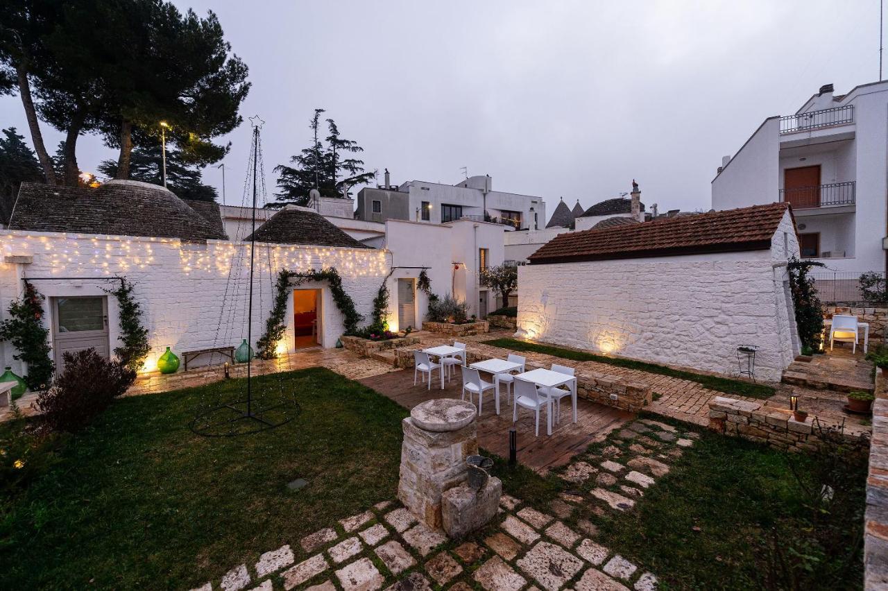 Trulli In Corte Альберобелло Екстер'єр фото